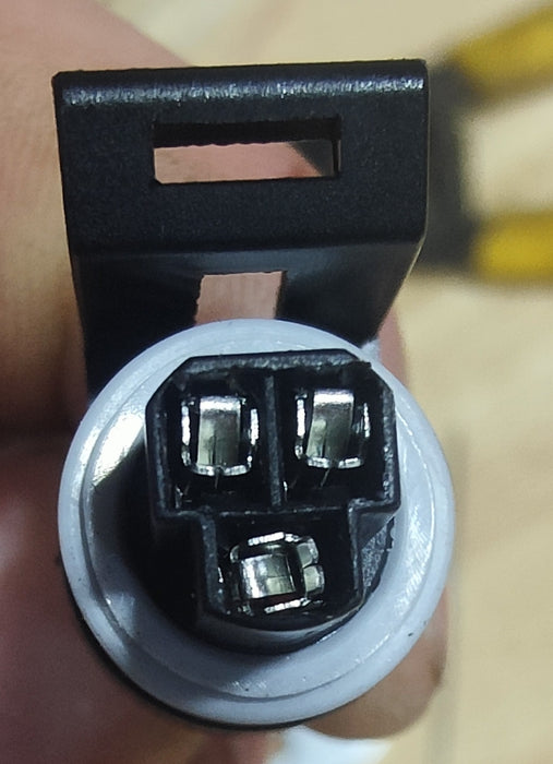 Delphi 3 Pin Pressure Sensor Connector